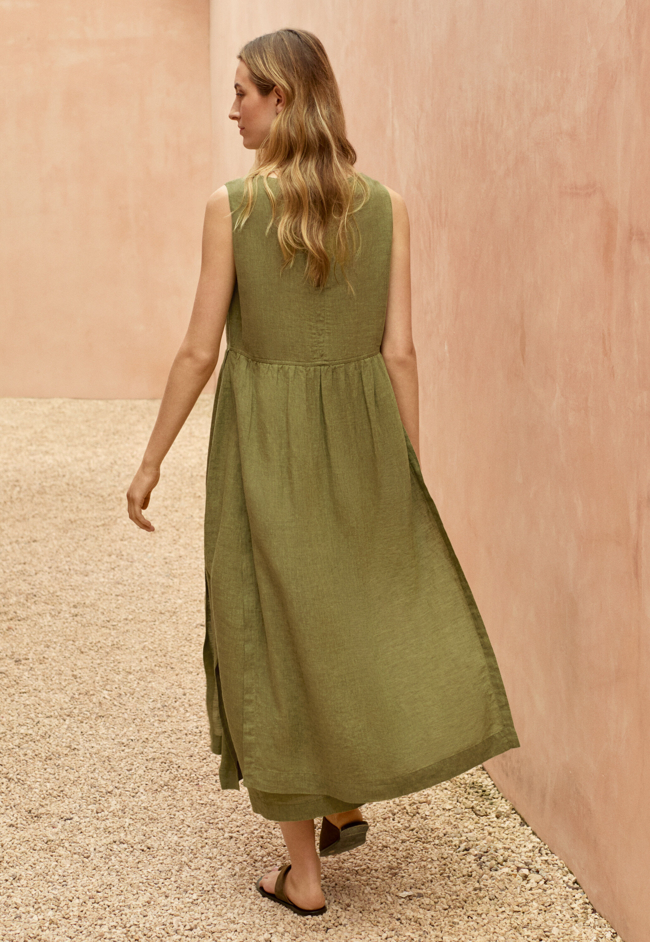 Bluse mit eingewebtem Kreuzmuster