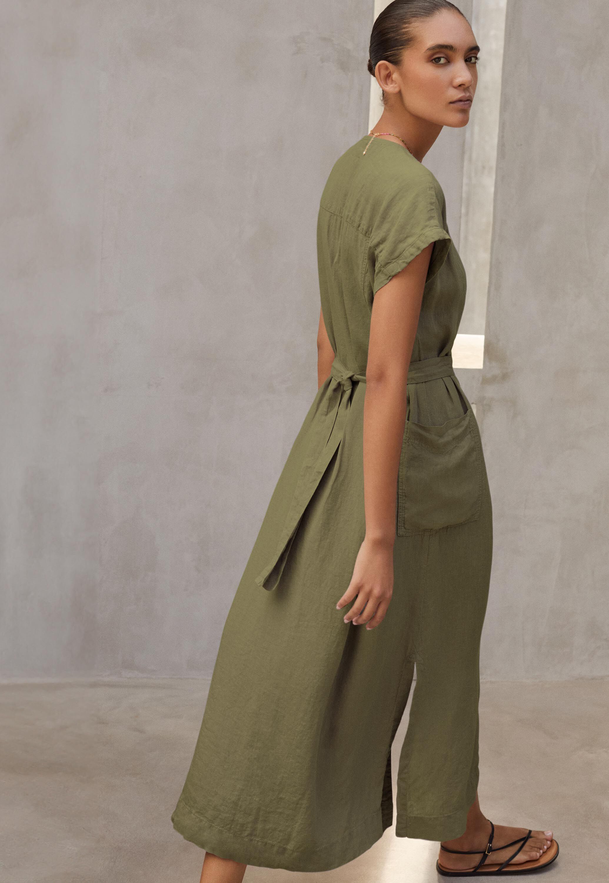 Bluse mit eingewebtem Kreuzmuster