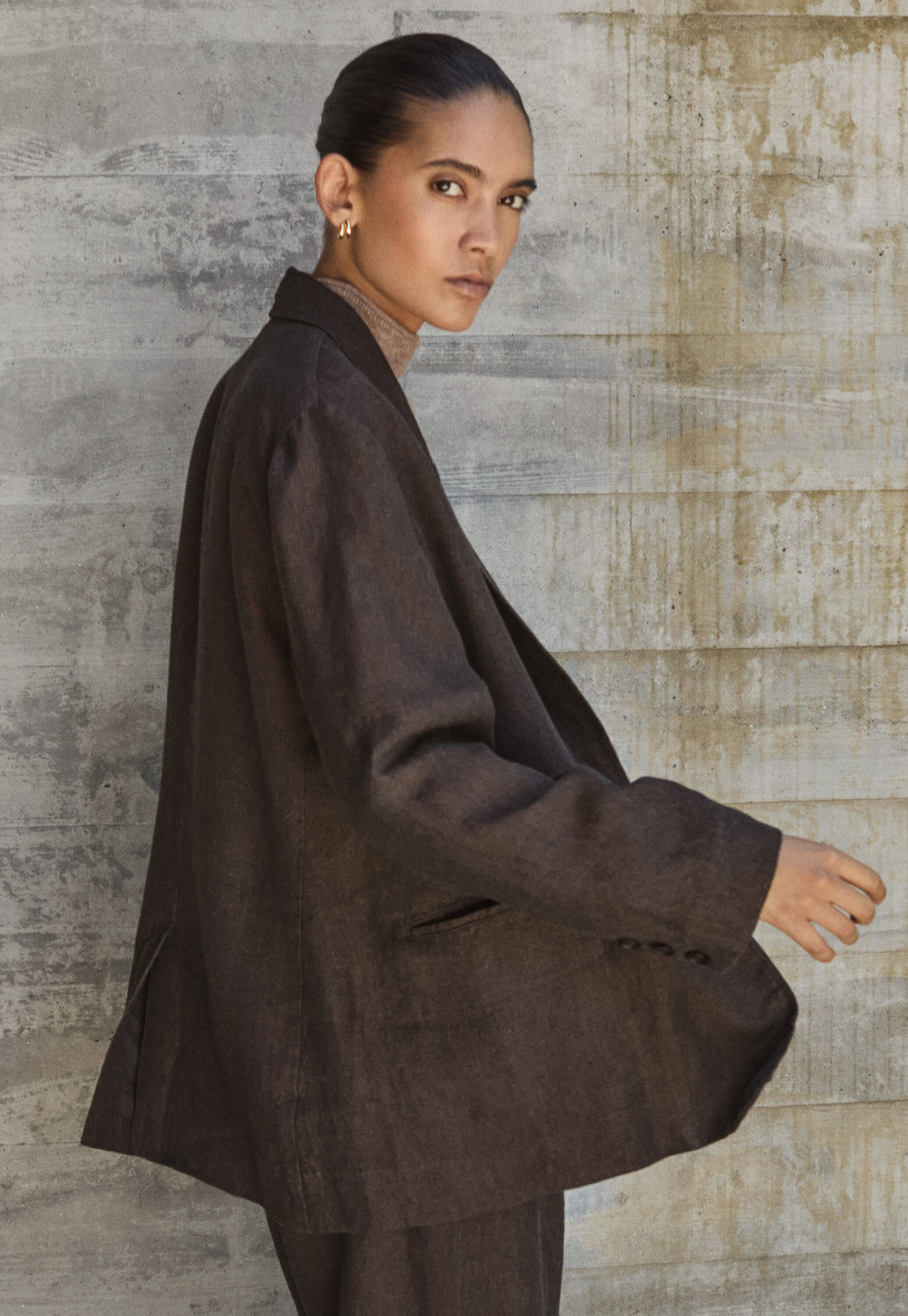 Bluse mit eingewebtem Kreuzmuster