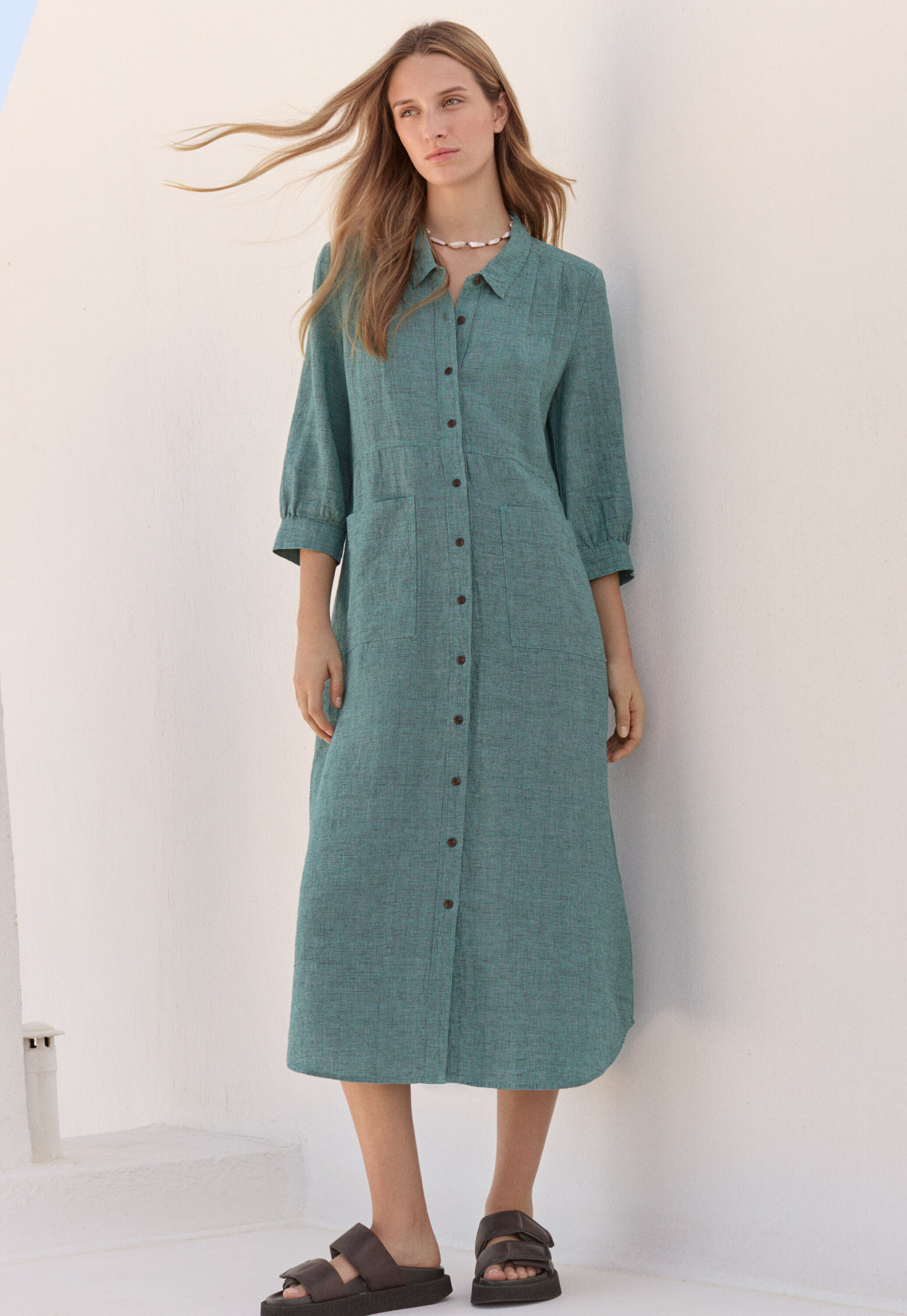 Bluse mit eingewebtem Kreuzmuster