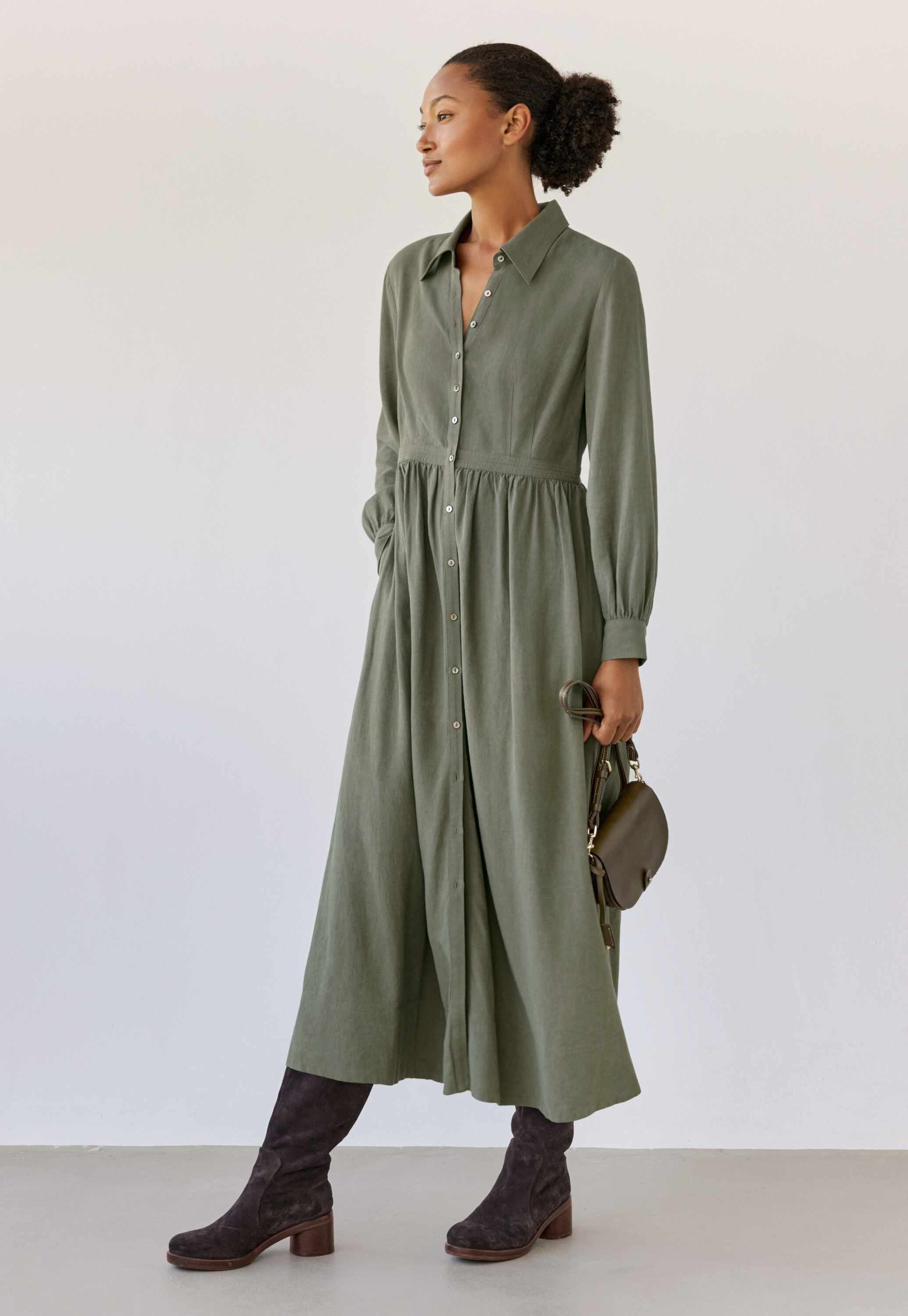 Bluse mit geschwungenen &Auml;rmeln