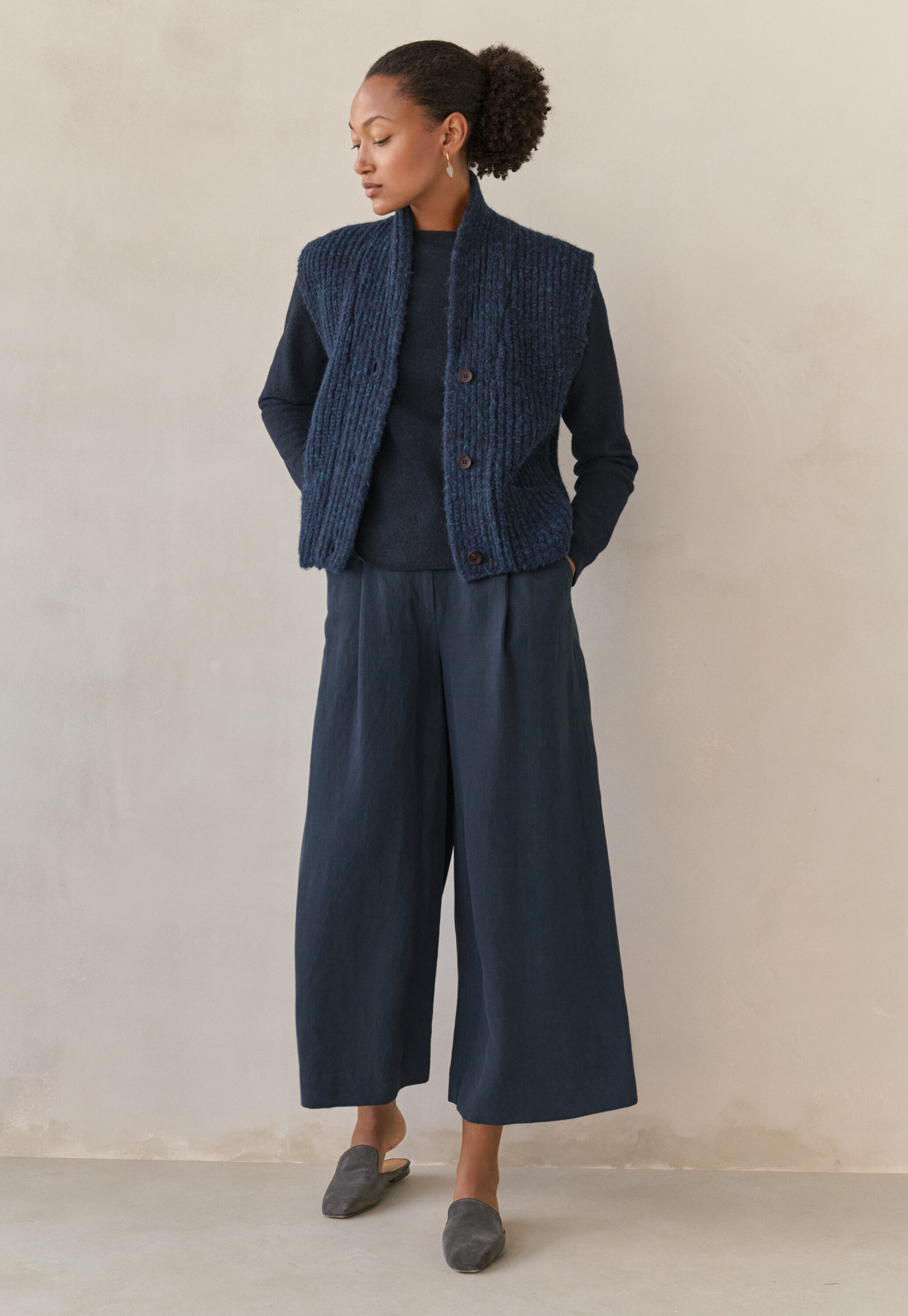 Bluse mit geschwungenen &Auml;rmeln