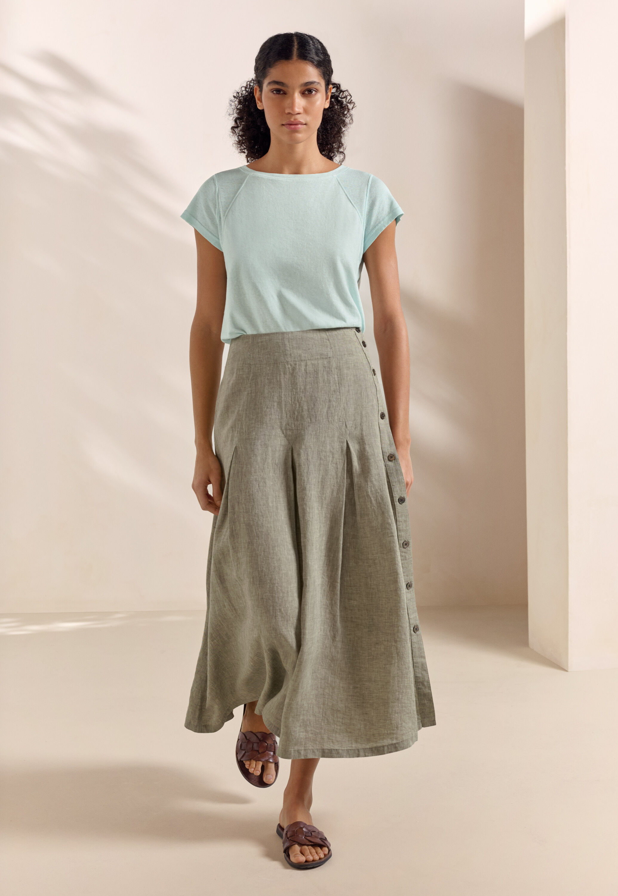 Bluse mit eingewebtem Kreuzmuster