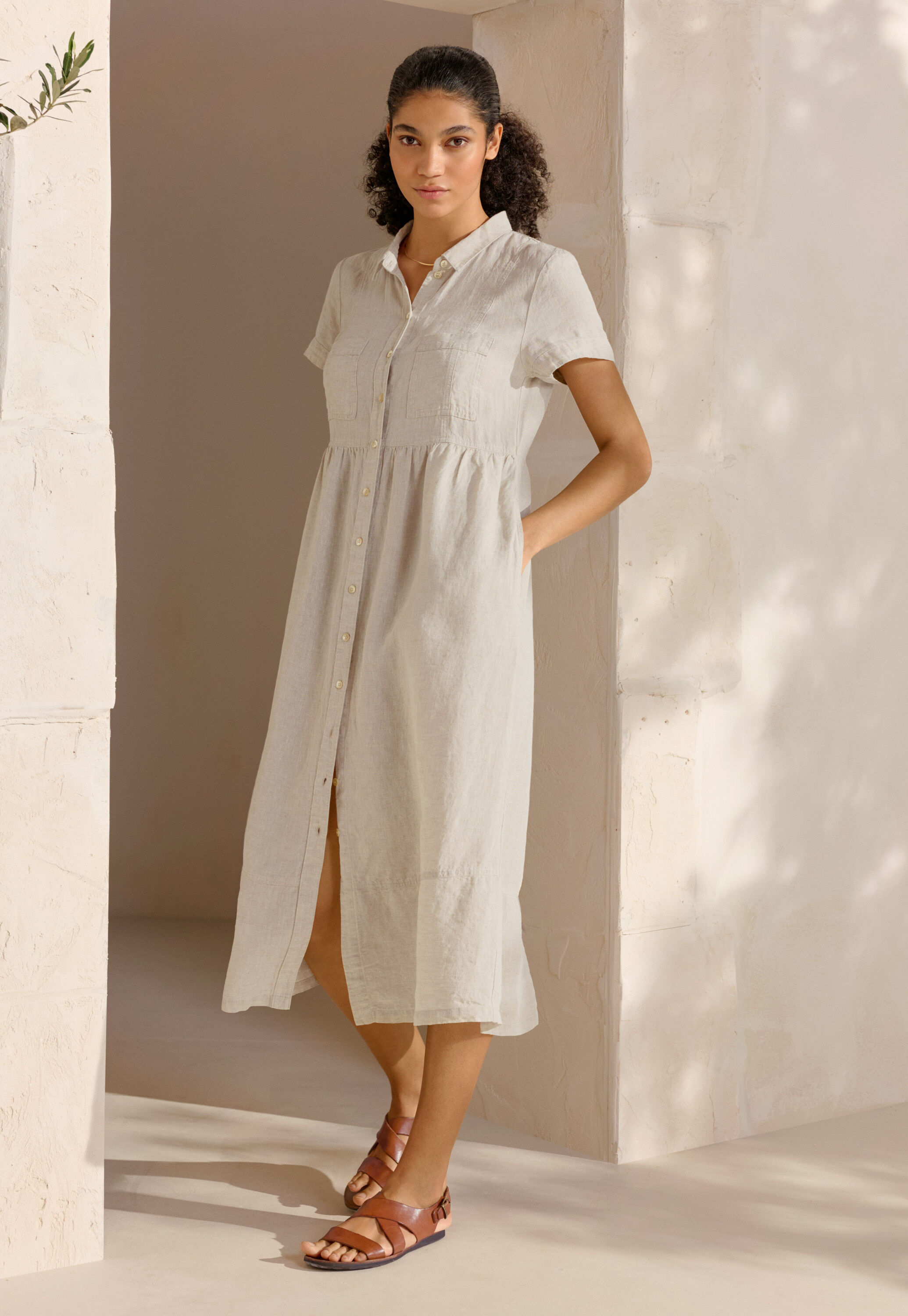 Bluse mit eingewebtem Kreuzmuster