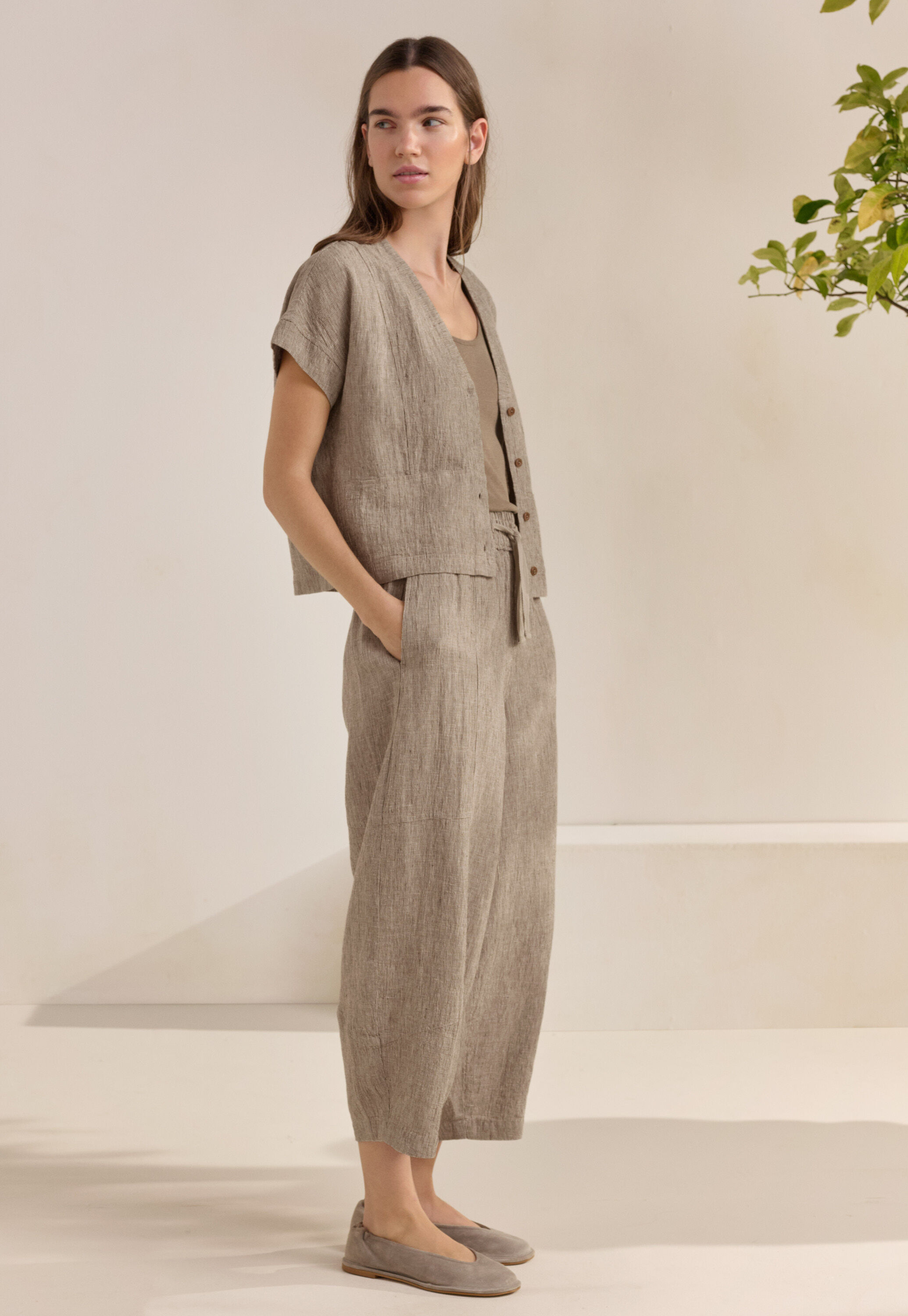 Bluse mit eingewebtem Kreuzmuster
