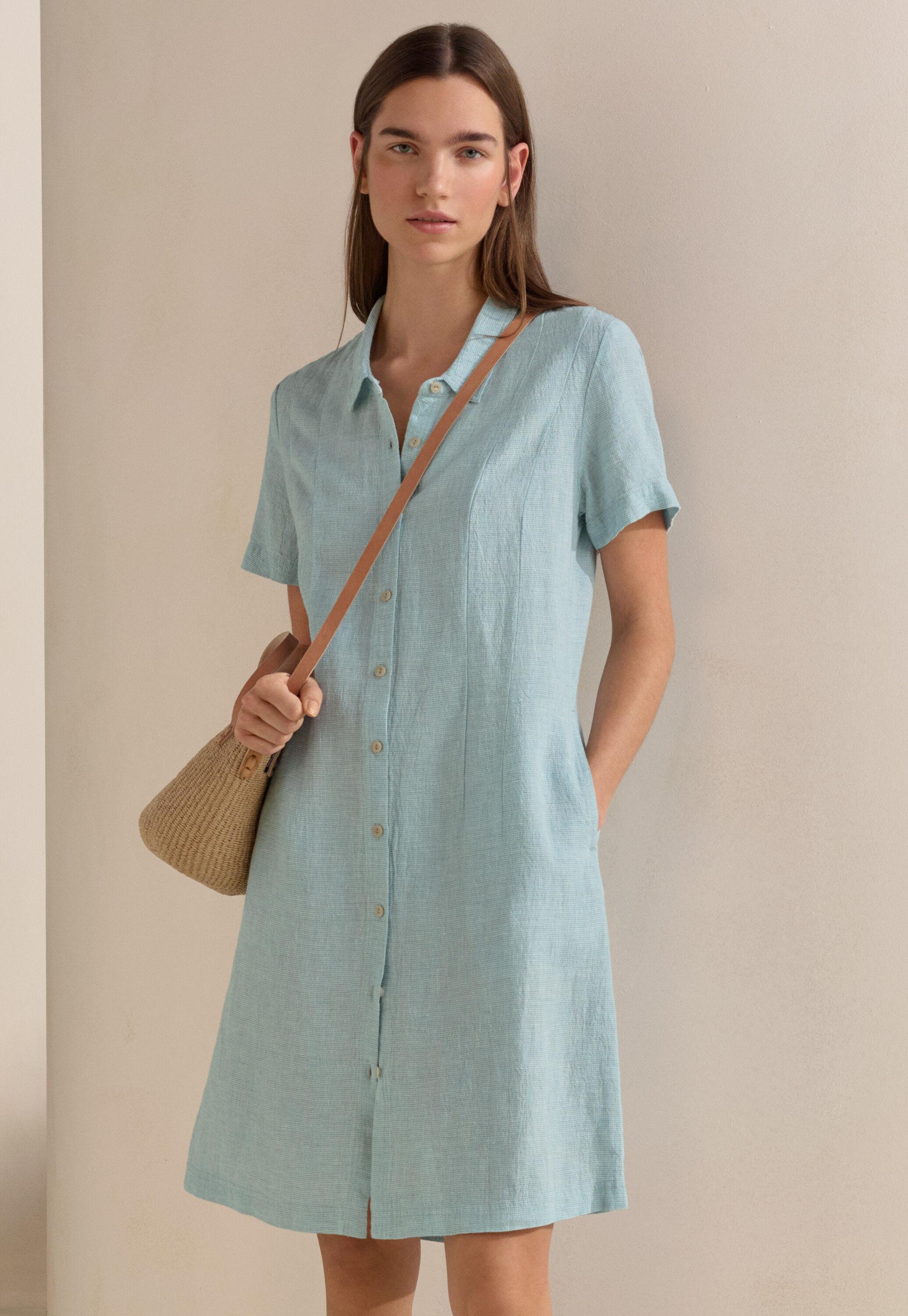 Bluse mit eingewebtem Kreuzmuster