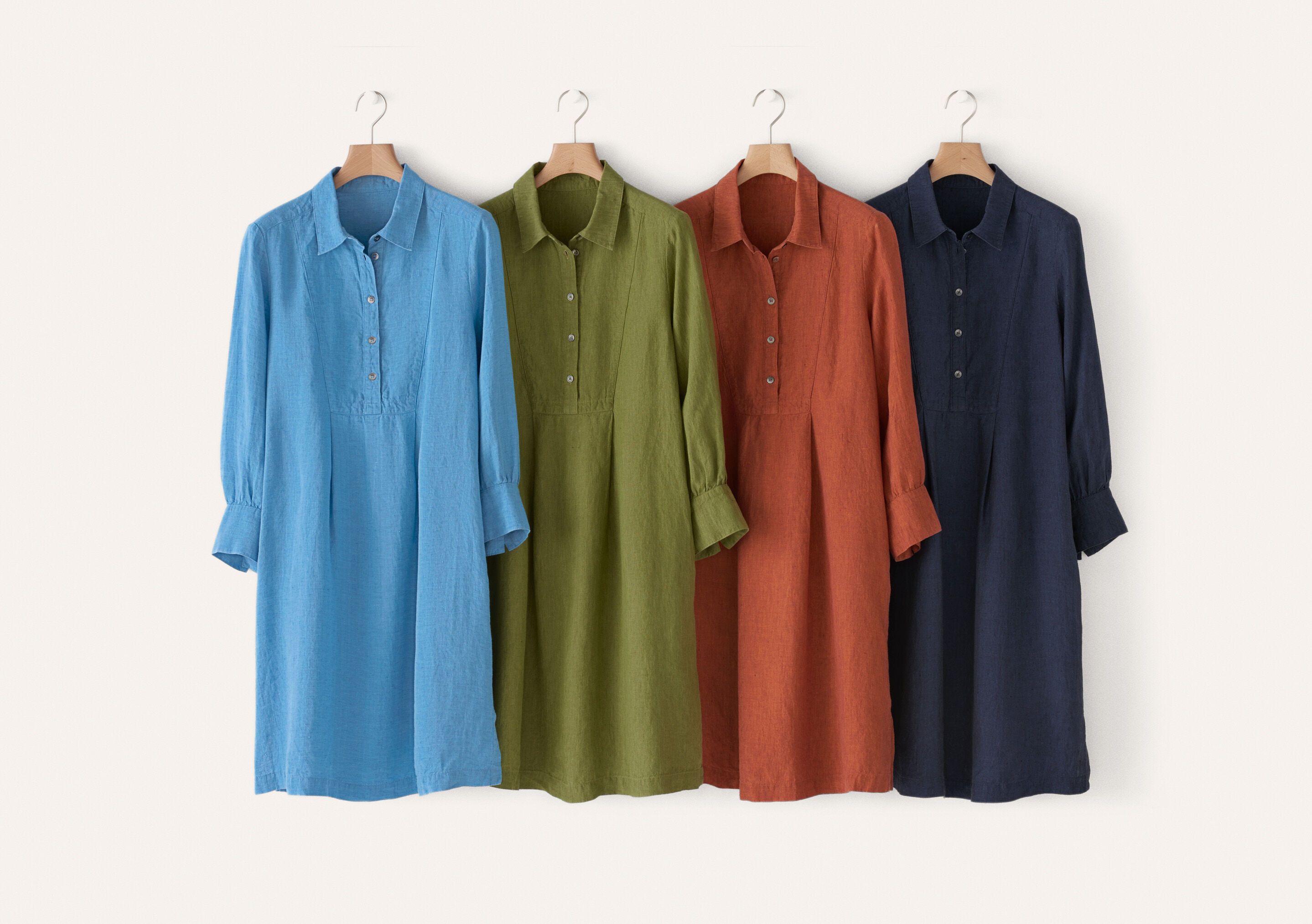 Bluse mit eingewebtem Kreuzmuster