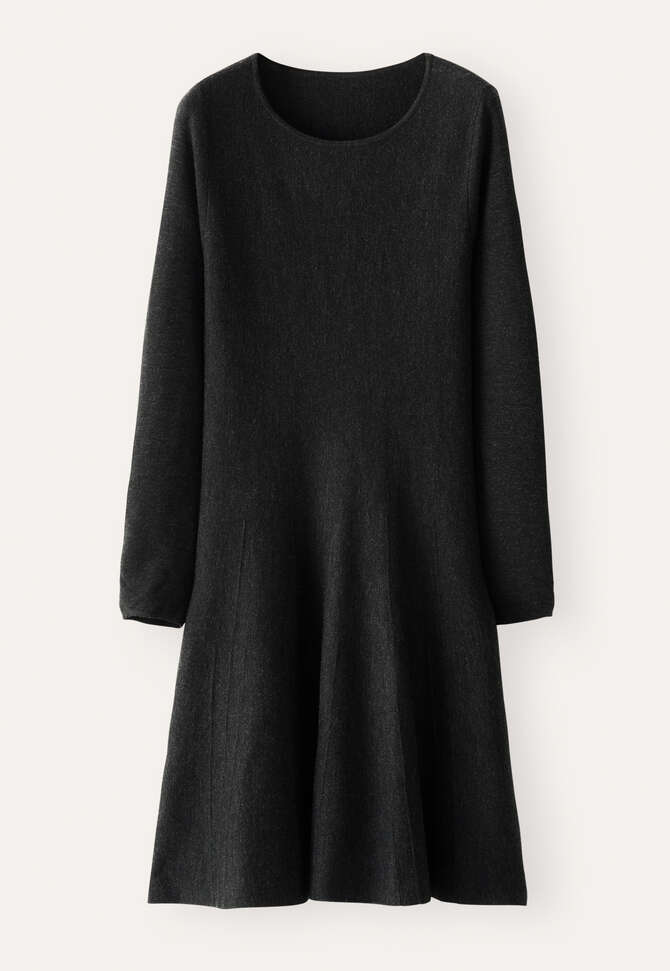 Ausgestelltes Strickkleid, Gewaschenes Schwarz, completeTheLook